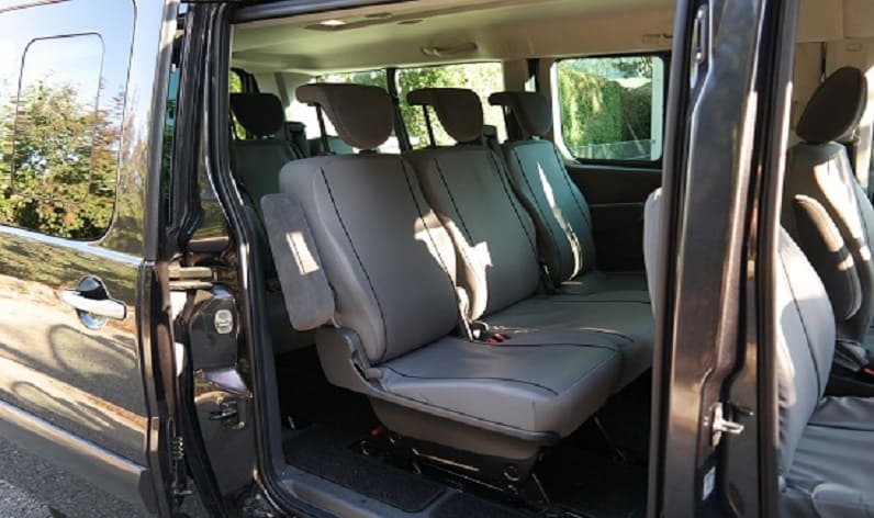 United Kingdom: Coaches rental in England in England and Bury